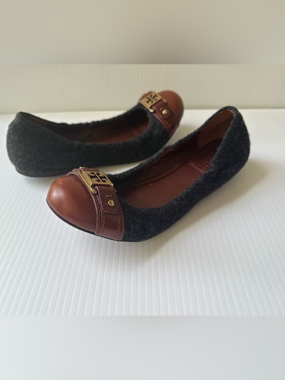 Tory Burch Ambrose Brown Leather Cap Toe & Charcoal Ballet Flats